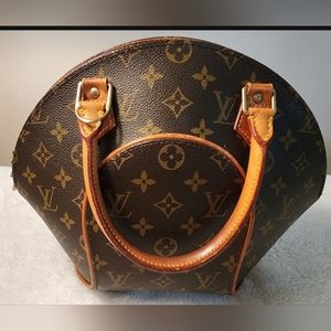 Louis Vuitton Monogram Ellipse PM
